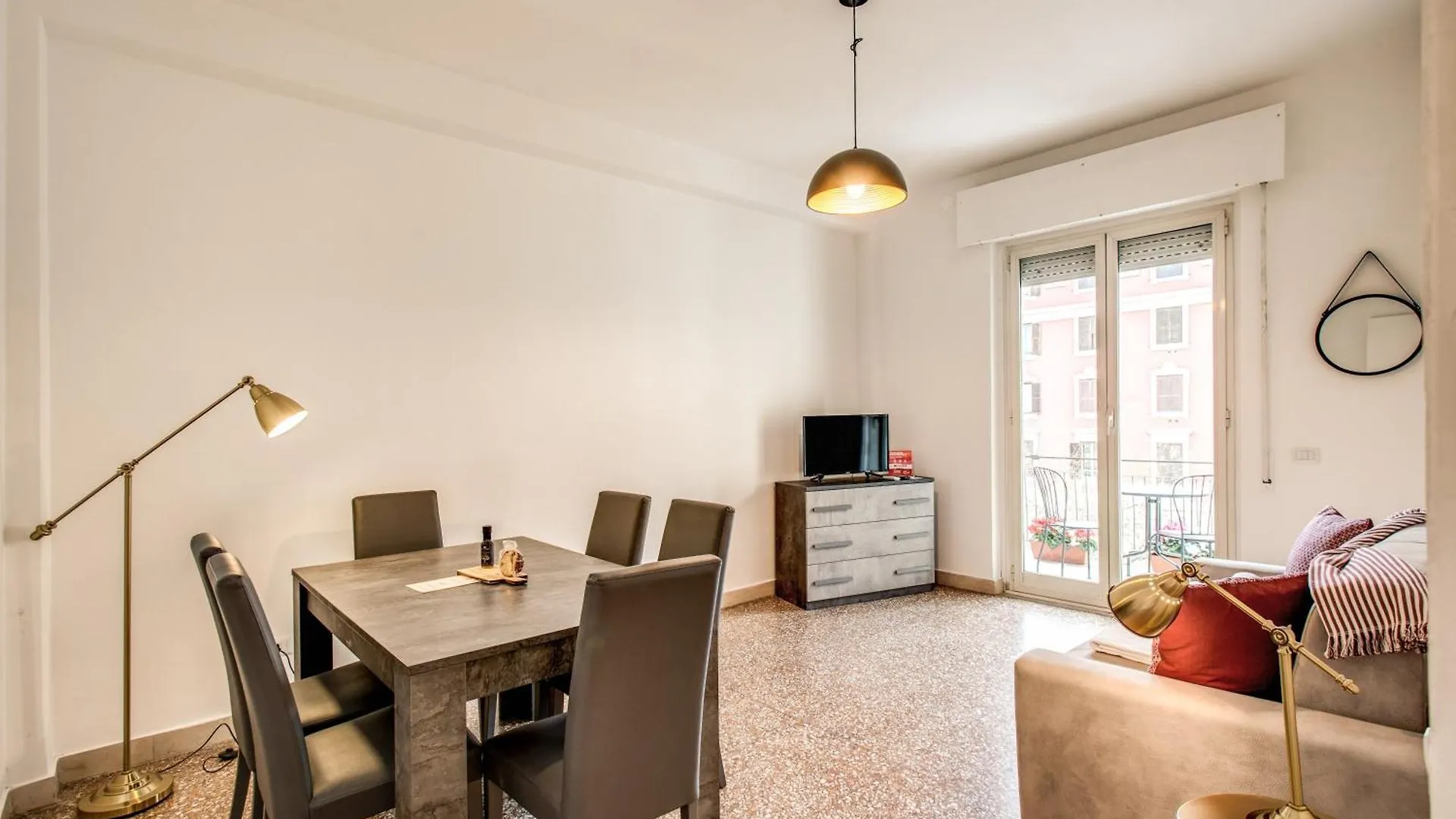 Nuovo Colonna Suite Rome - San Giovanni Apartments