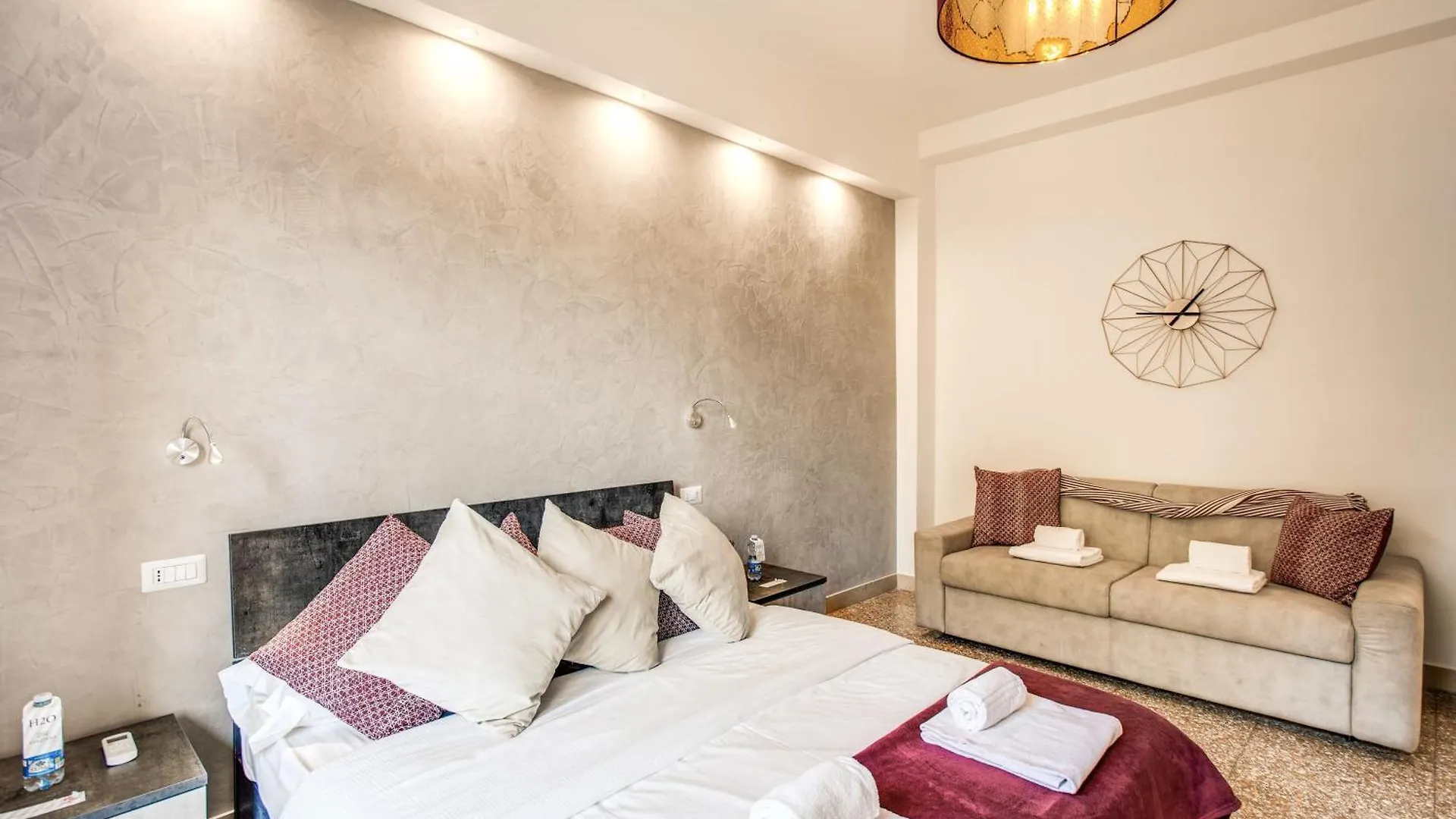 Nuovo Colonna Suite Rome - San Giovanni Apartments