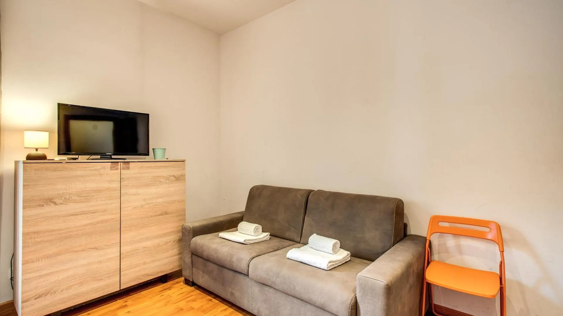 Nuovo Colonna Suite Rome - San Giovanni Apartments