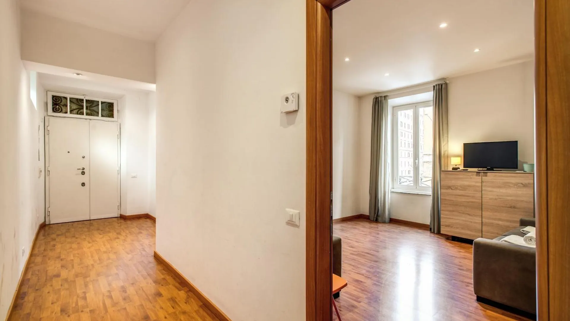Nuovo Colonna Suite Rome - San Giovanni Apartments 0*,  Italy