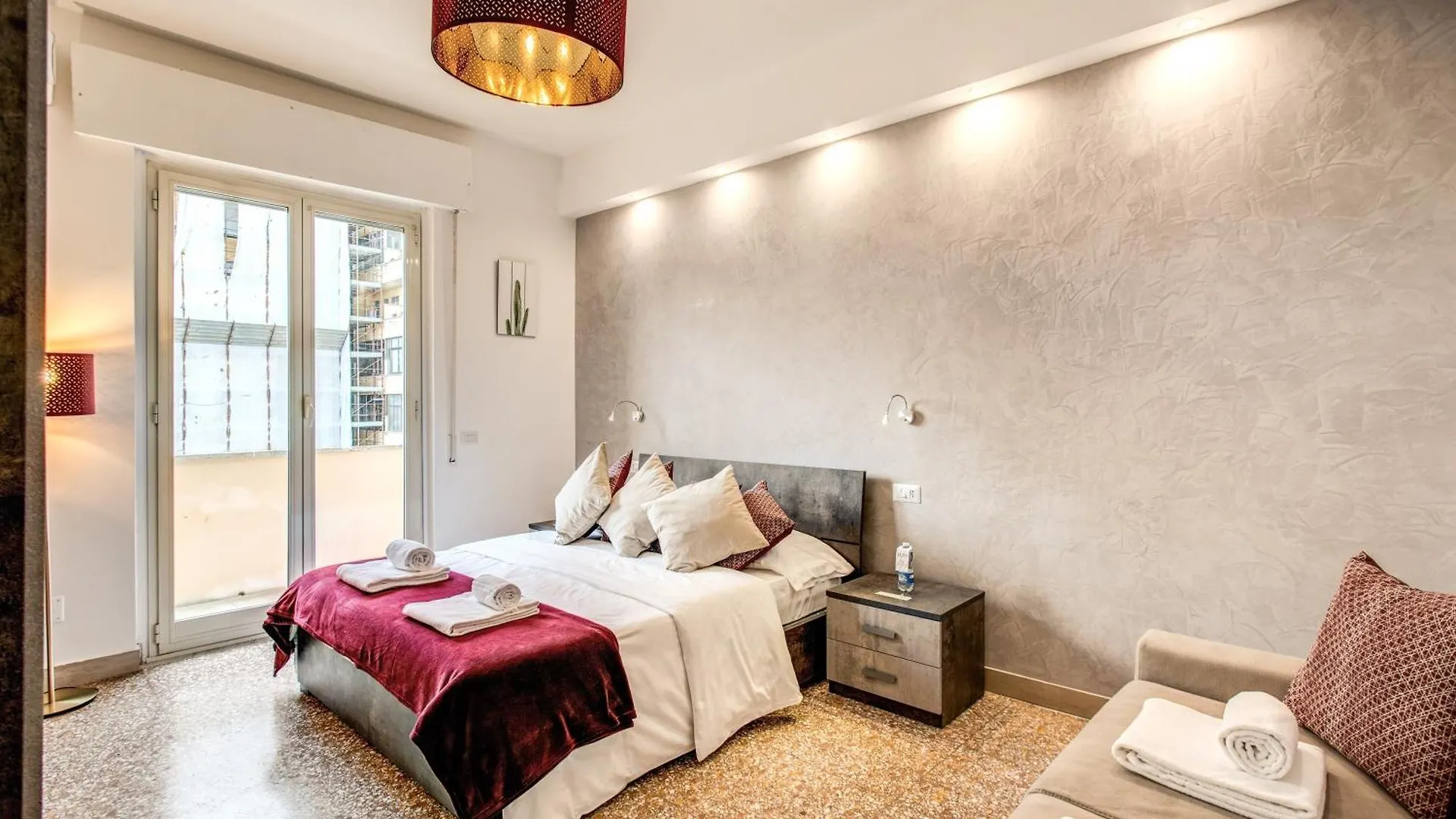 Nuovo Colonna Suite Rome - San Giovanni Apartments