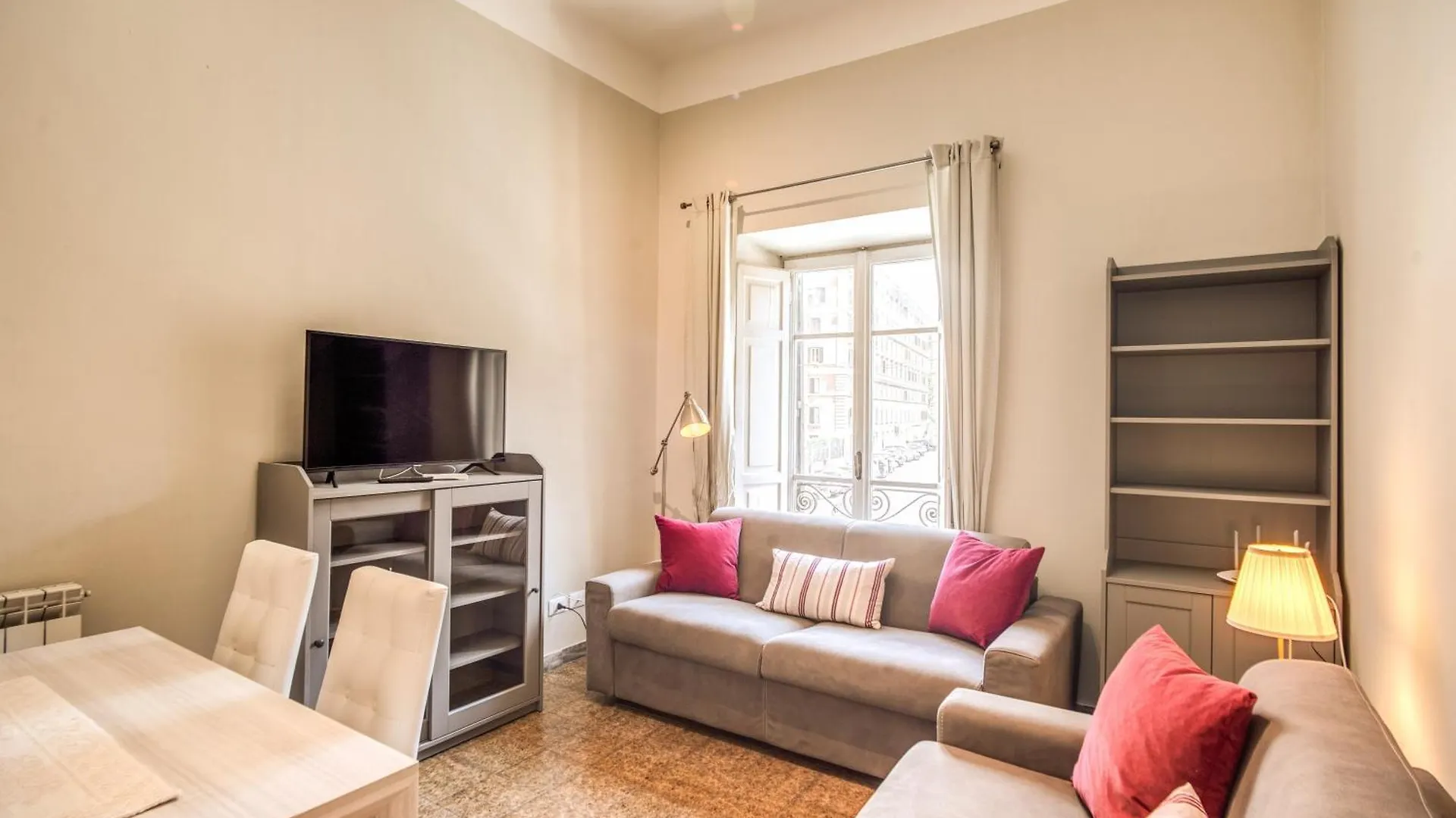 Nuovo Colonna Suite Rome - San Giovanni Apartments