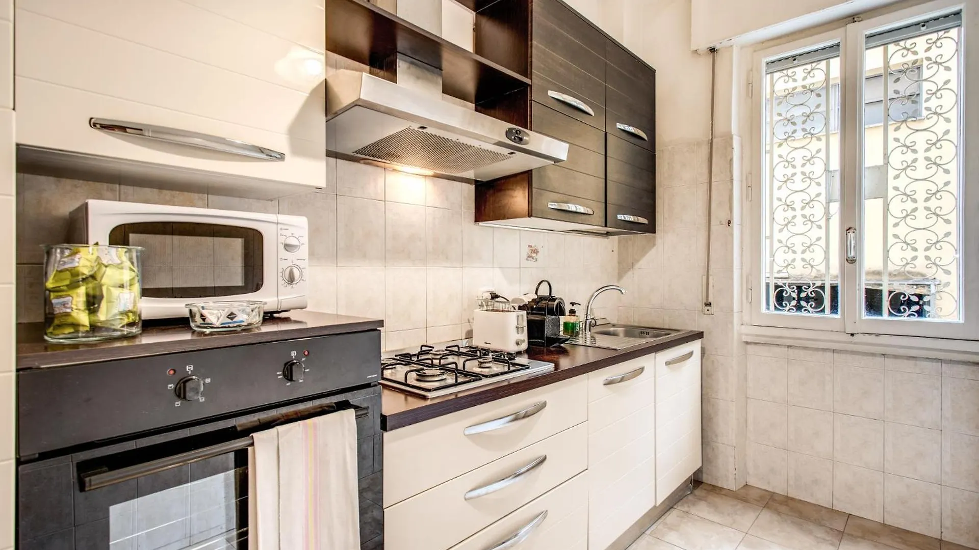 Nuovo Colonna Suite Rome - San Giovanni Apartments