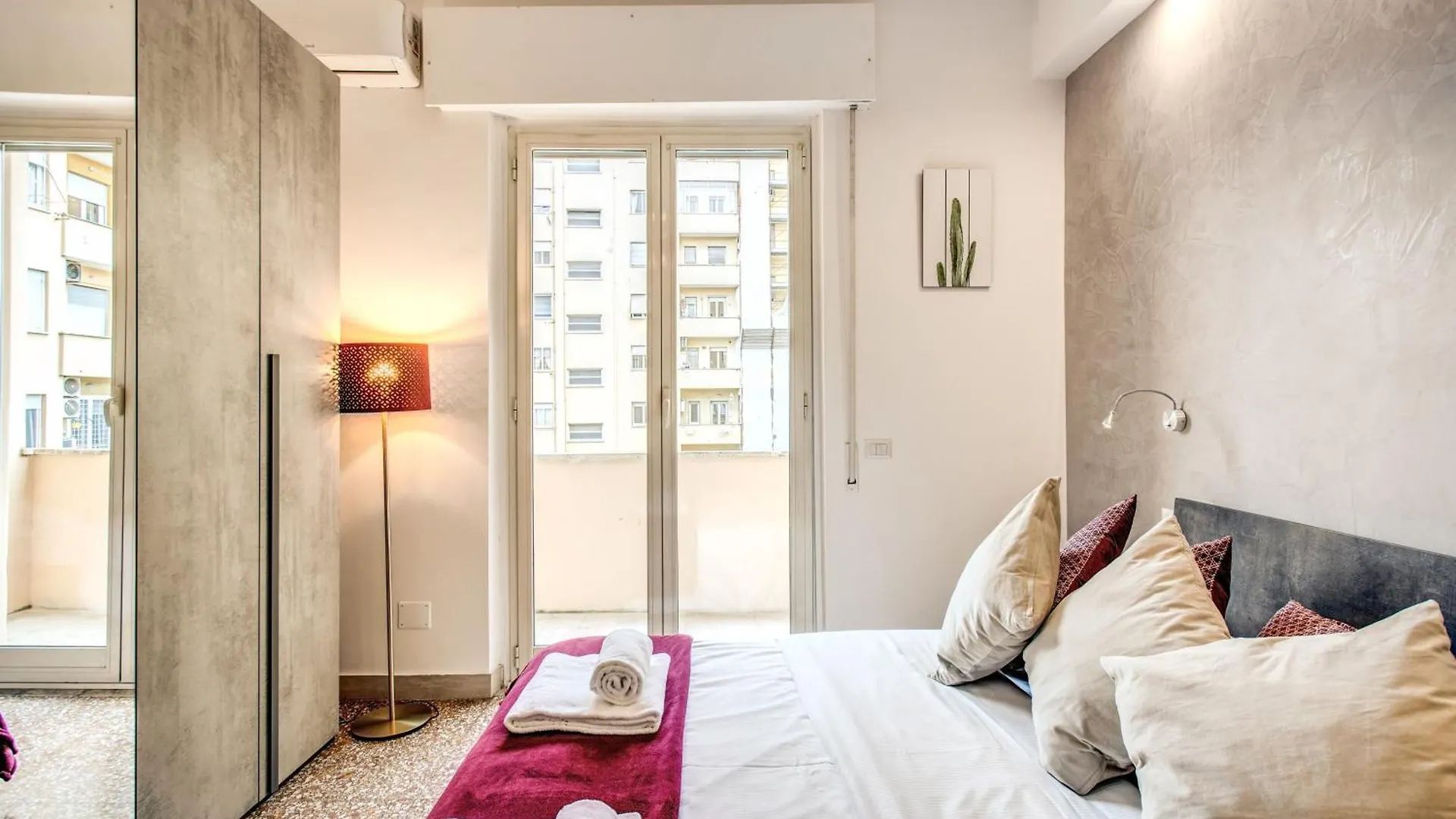 Nuovo Colonna Suite Rome - San Giovanni Apartments