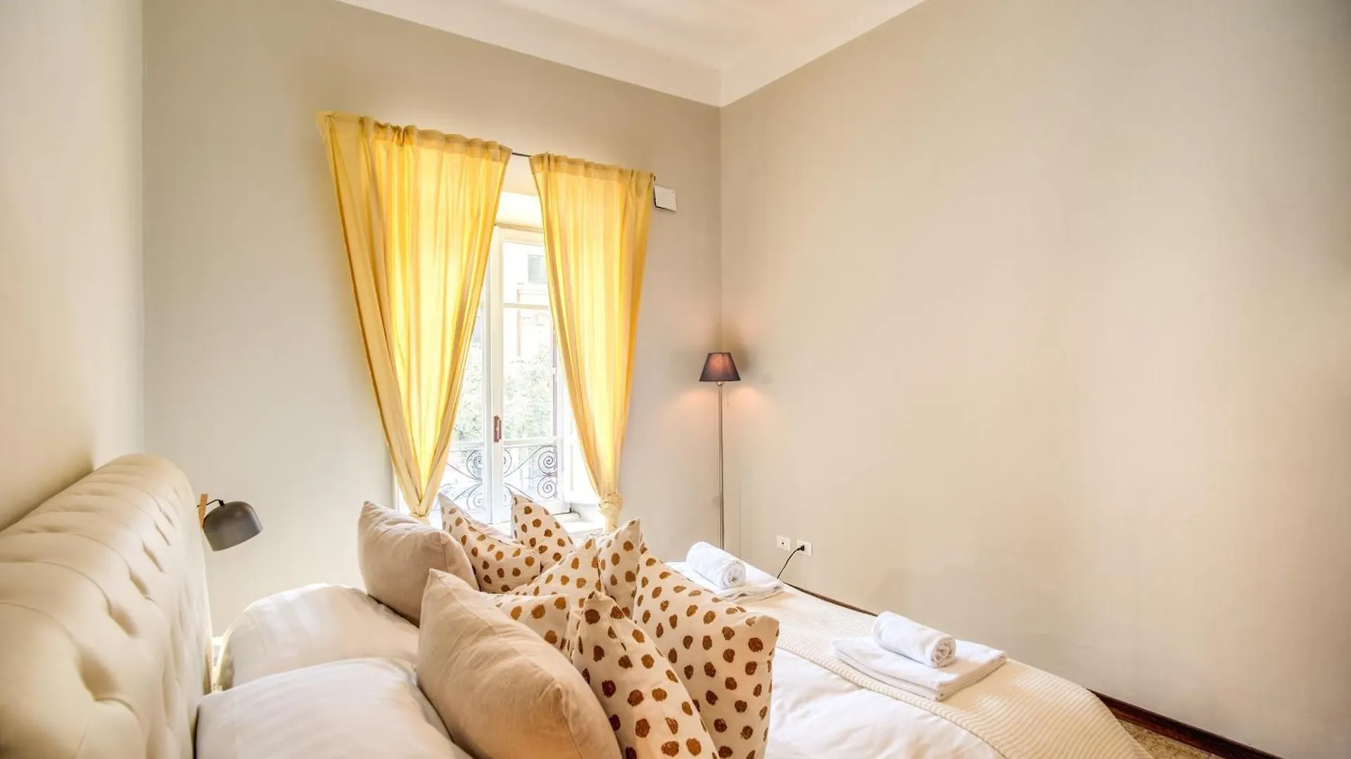 Nuovo Colonna Suite Rome - San Giovanni Apartments Italy