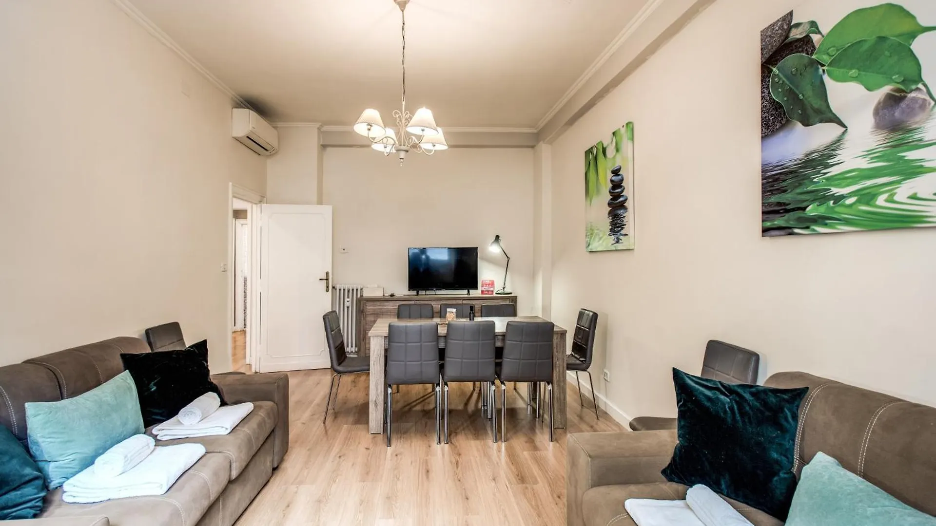 Nuovo Colonna Suite Rome - San Giovanni Apartments