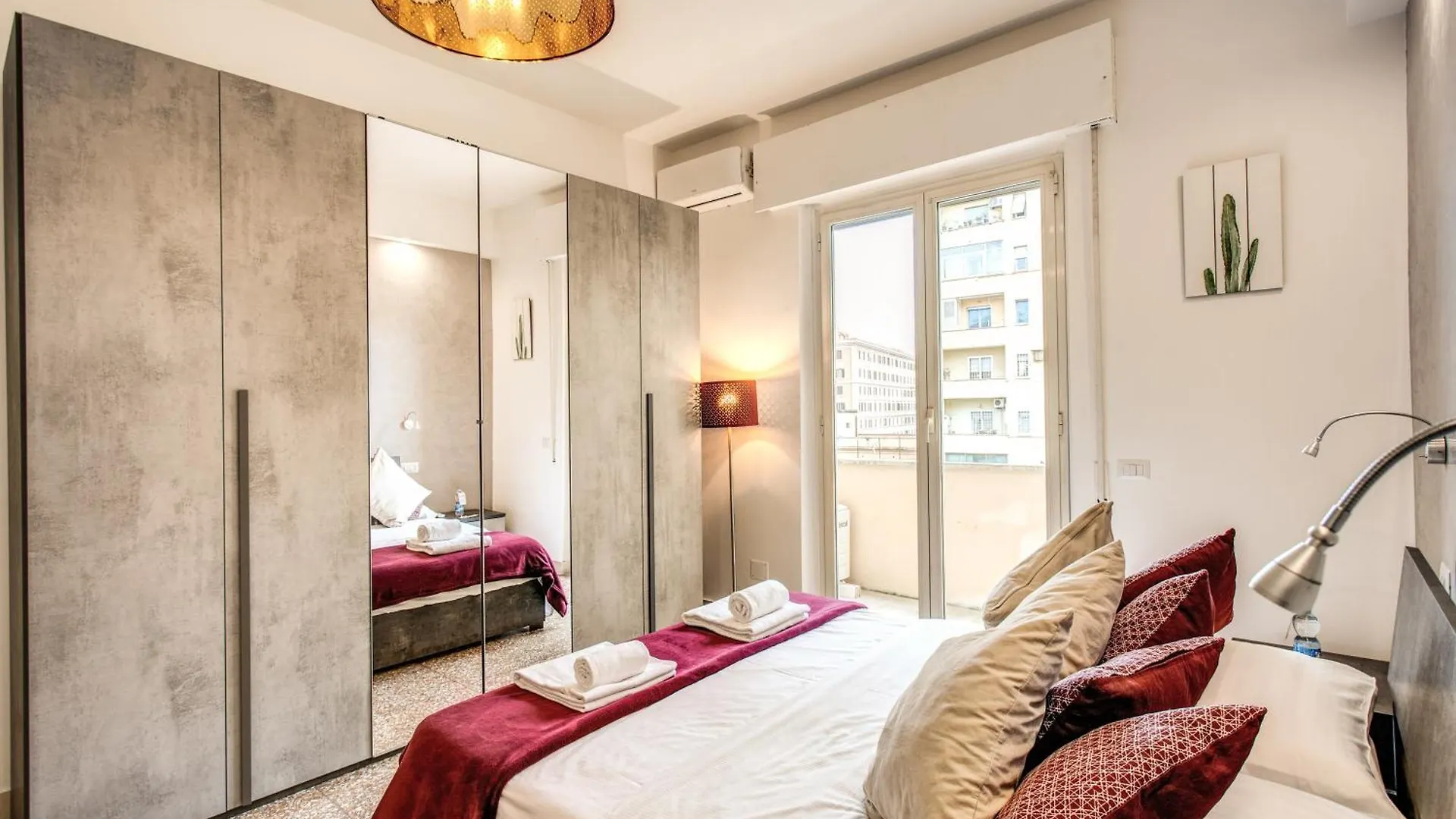 Nuovo Colonna Suite Rome - San Giovanni Apartments 0*,  Italy